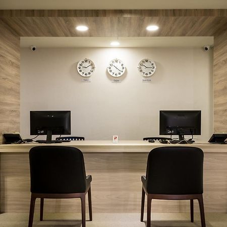 Urhome Hotel Taipei Esterno foto