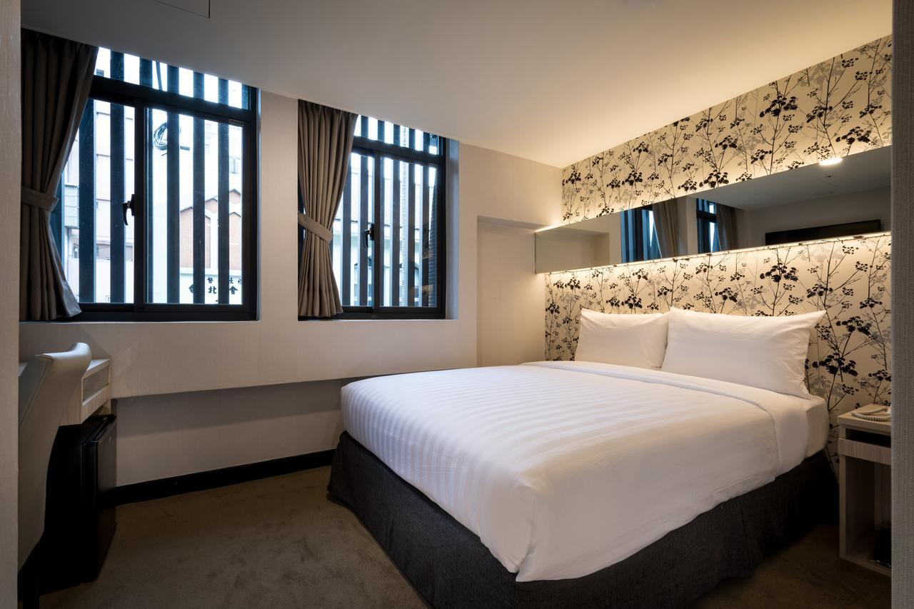 Urhome Hotel Taipei Esterno foto